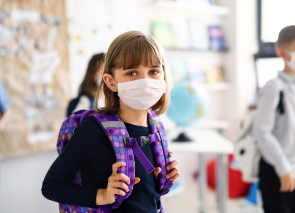 girl wearing mask back to school